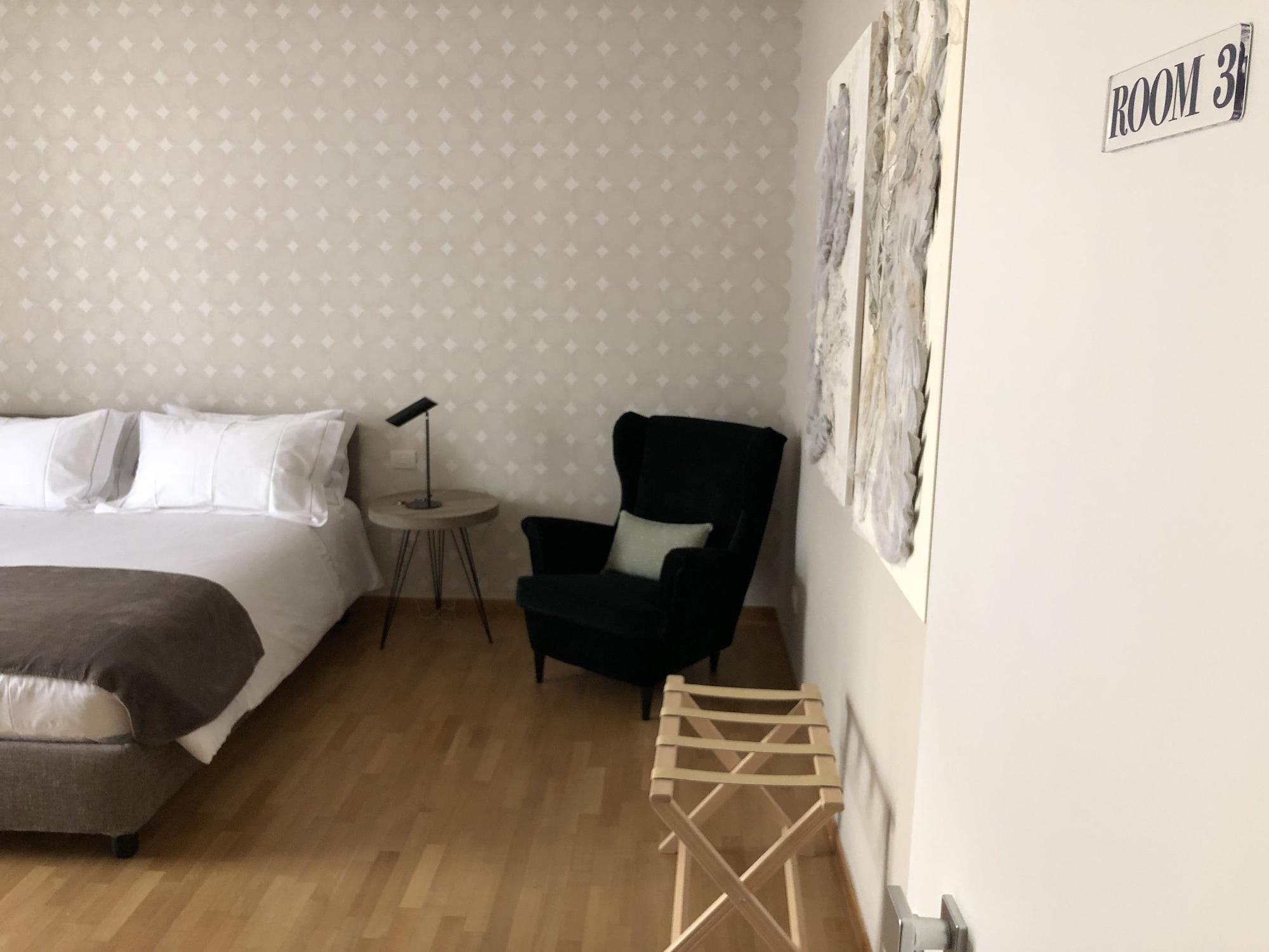 200 Rooms & Terrace Bari Eksteriør billede